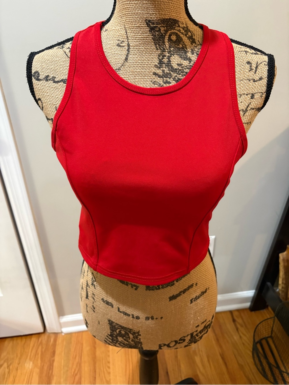 ▪️0 to S Cropped Tank Top